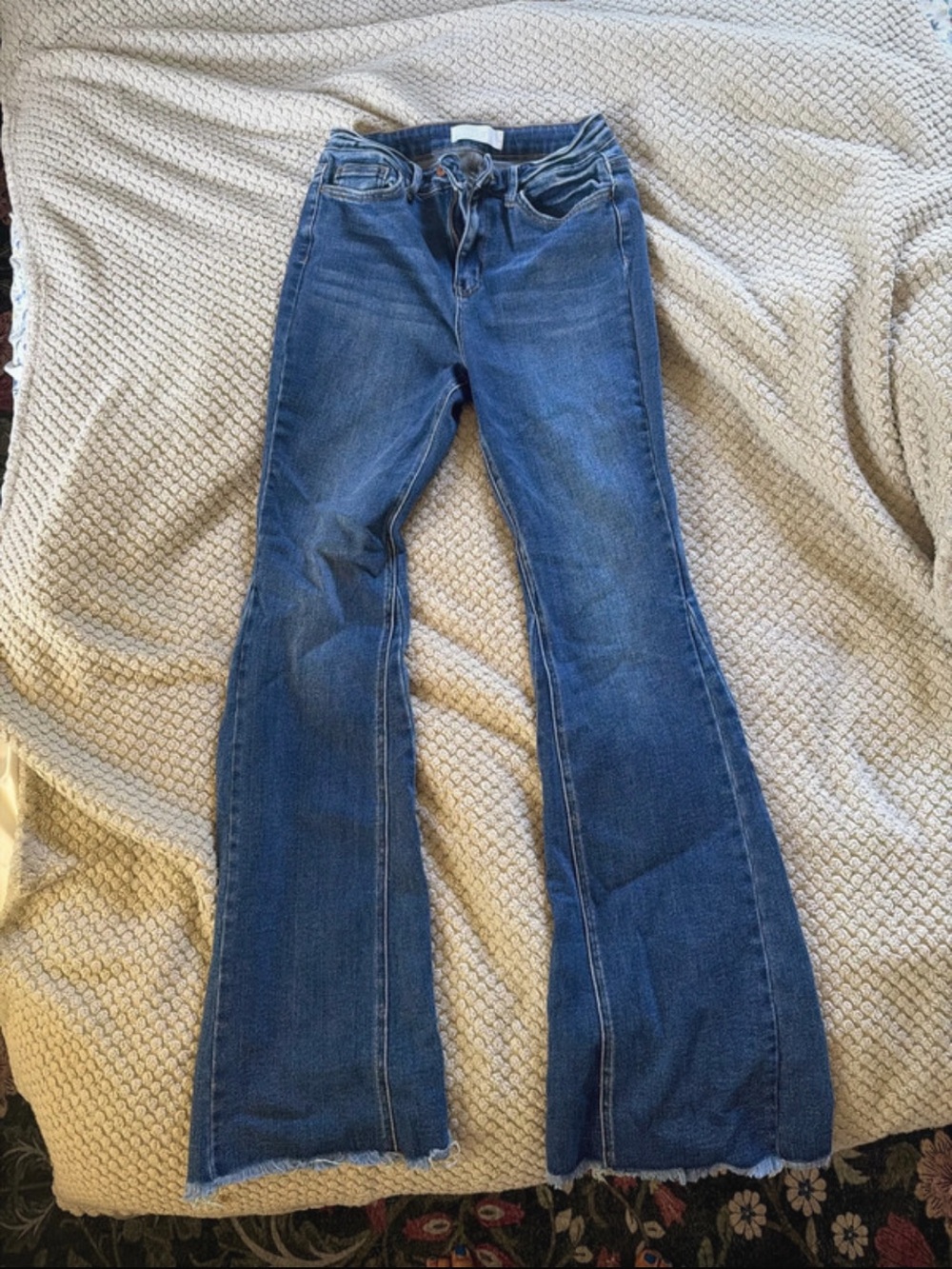 High-Rise Blue Flare Jeans - Stretch Denim Wide Leg